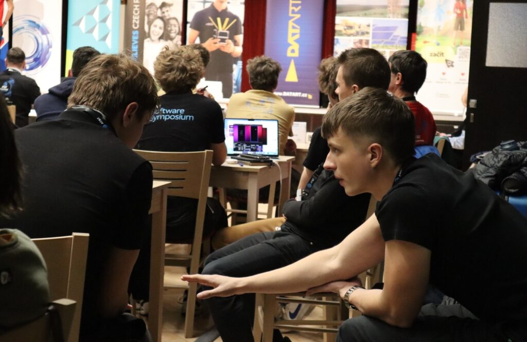 Hackathon Junior 2025 - Střední škola informatiky, poštovnictví a finančnictví Brno