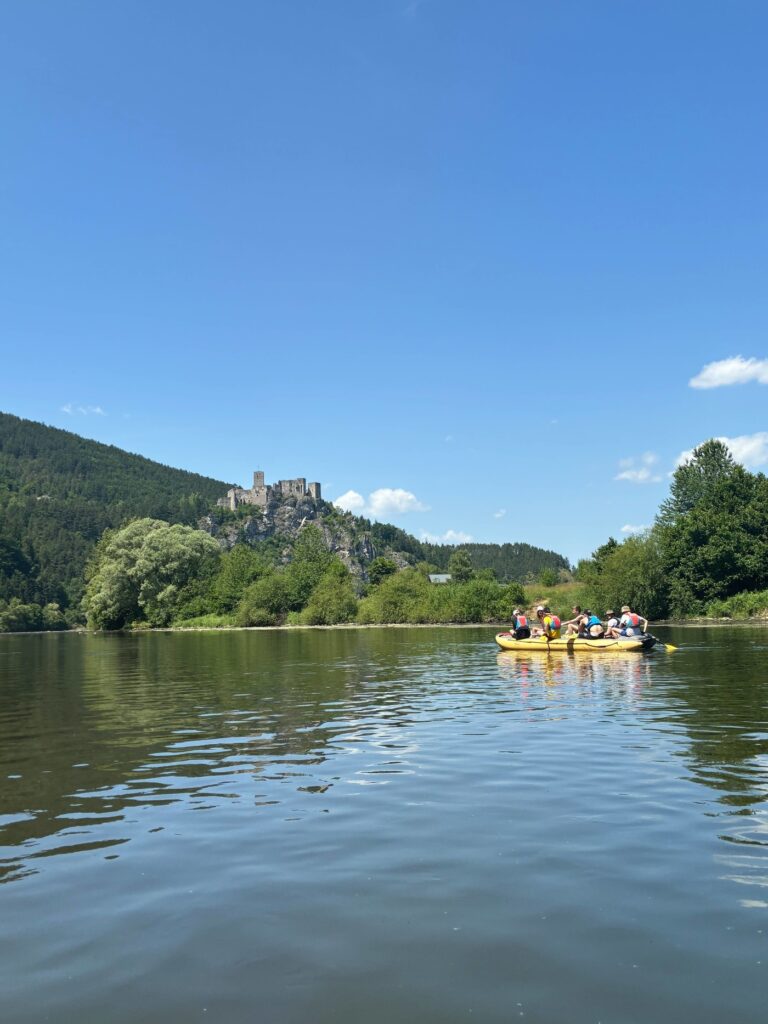 Vodácký zájezd na Slovensku - Střední škola informatiky, poštovnictví a finančnictví Brno