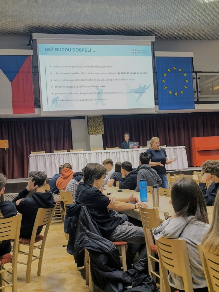 Global Money Week 2025 - Střední škola informatiky, poštovnictví a finančnictví Brno