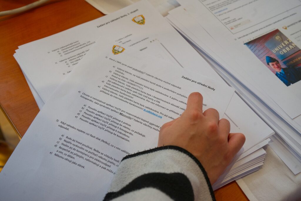 Job Fair - Střední škola informatiky, poštovnictví a finančnictví Brno