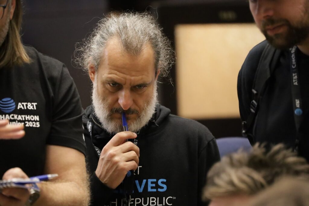 Hackathon Junior 2025 - Střední škola informatiky, poštovnictví a finančnictví Brno