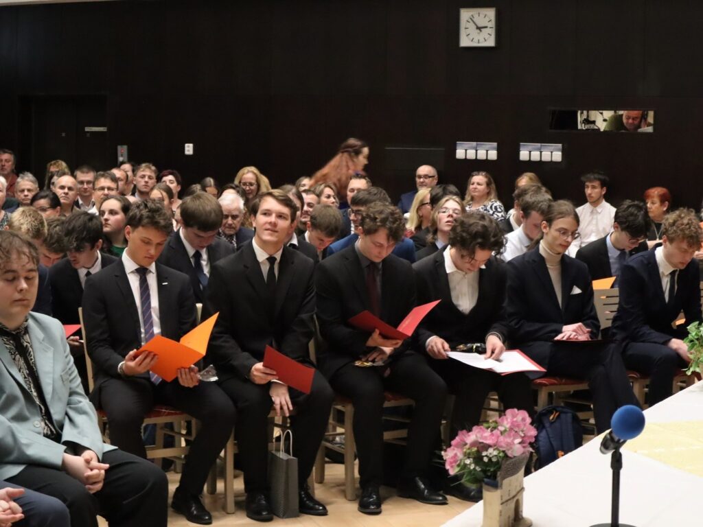 Slavnostní vyřazení absolventů - Střední škola informatiky, poštovnictví a finančnictví Brno