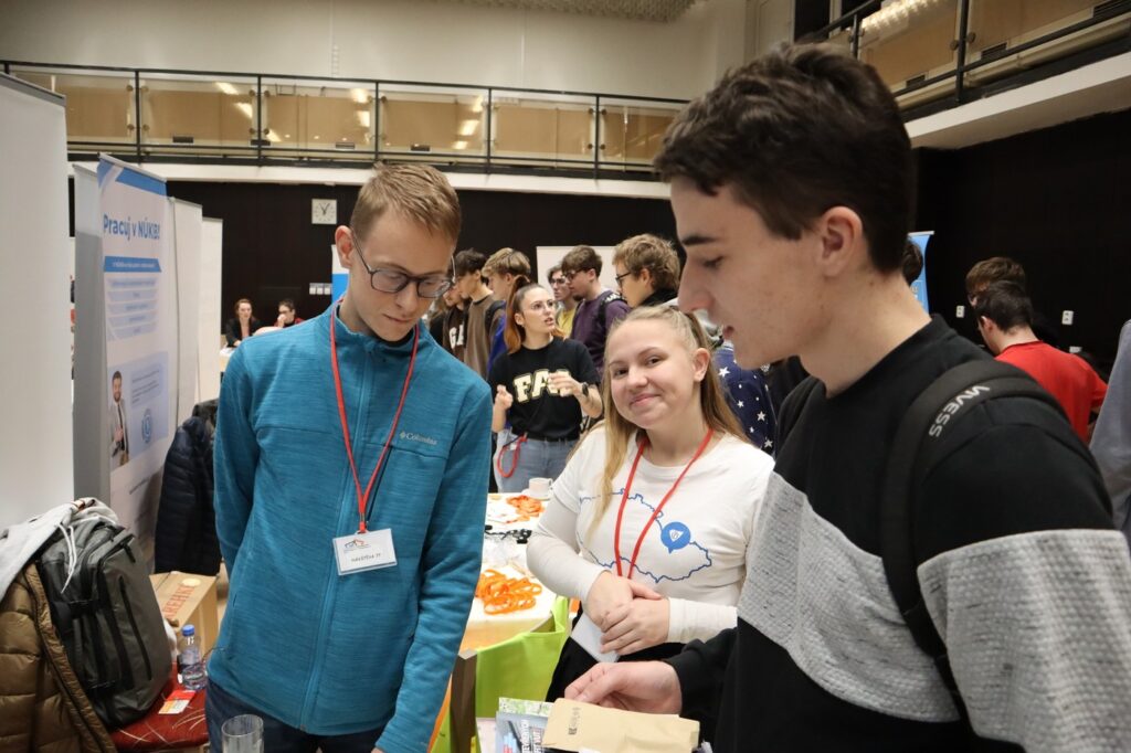 Kam po maturitě 2025 - Střední škola informatiky, poštovnictví a finančnictví Brno
