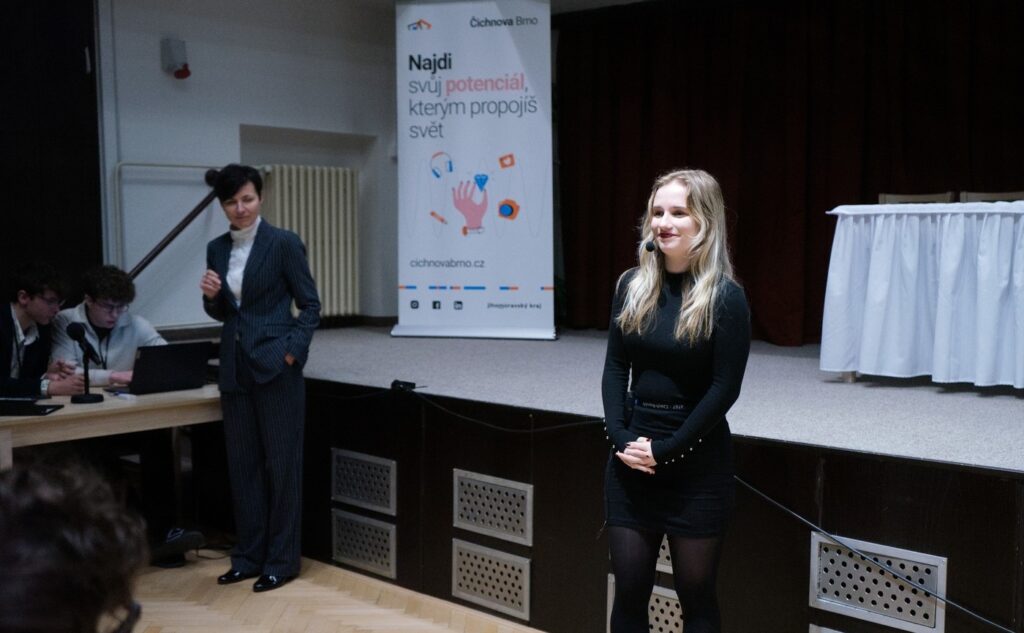 Beseda nejvyšší státní zástupkyně ČR - Střední škola informatiky, poštovnictví a finančnictví Brno