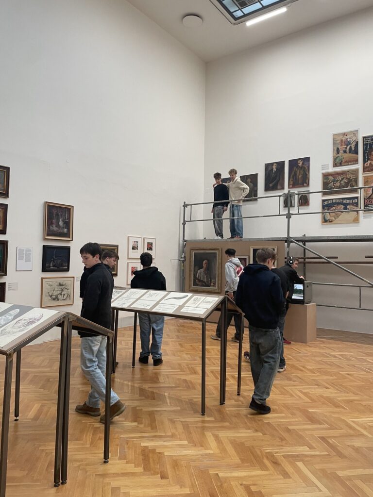 Návštěva Domu umění - Střední škola informatiky, poštovnictví a finančnictví Brno