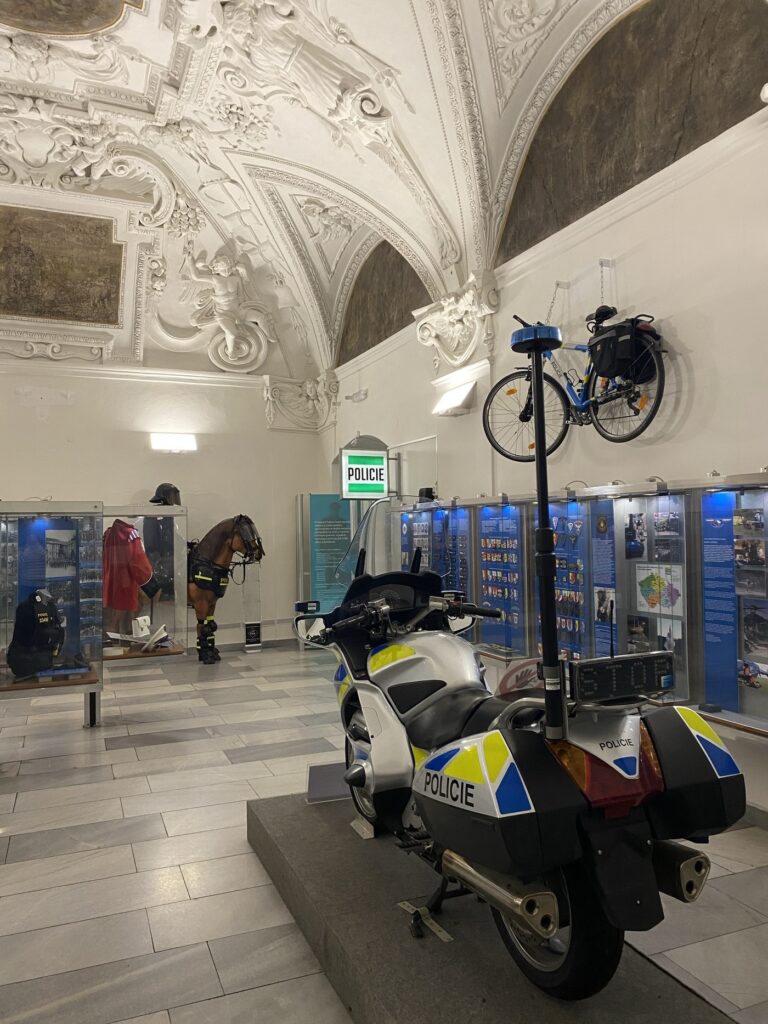 Exkurze třídy BP3B v Praze - Střední škola informatiky, poštovnictví a finančnictví Brno