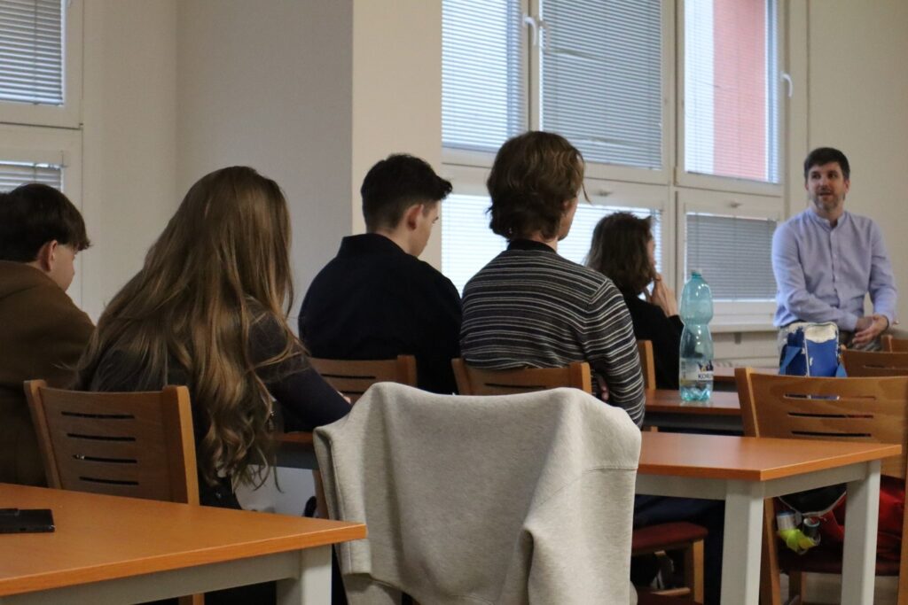 Přednáška Daně do škol - Střední škola informatiky, poštovnictví a finančnictví Brno