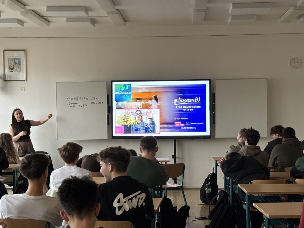Workshopy o Evropské unii  - Střední škola informatiky, poštovnictví a finančnictví Brno
