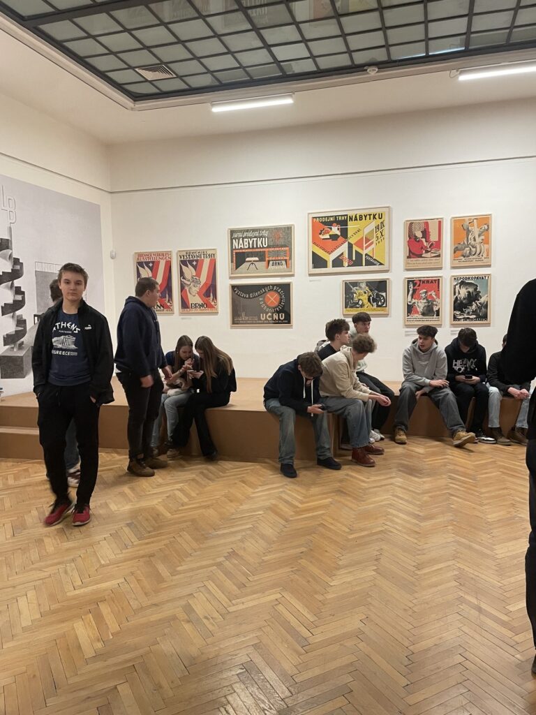 Návštěva Domu umění - Střední škola informatiky, poštovnictví a finančnictví Brno