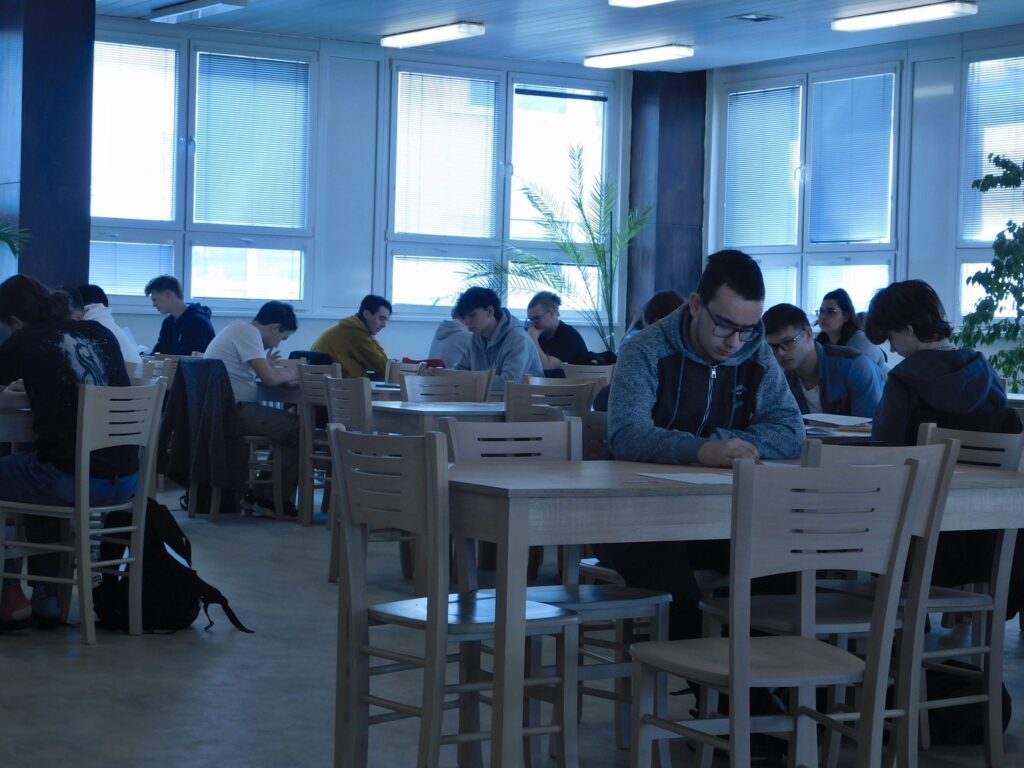 Celostátní matematická soutěž - Střední škola informatiky, poštovnictví a finančnictví Brno