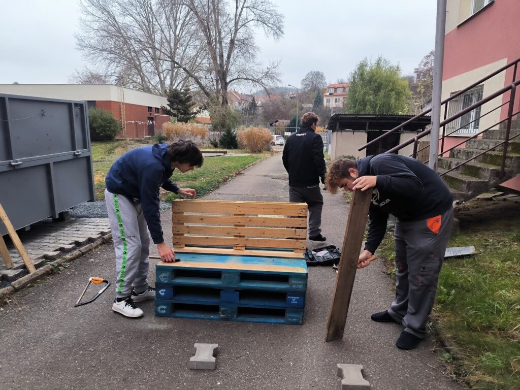 Projekt Extra třída - Střední škola informatiky, poštovnictví a finančnictví Brno