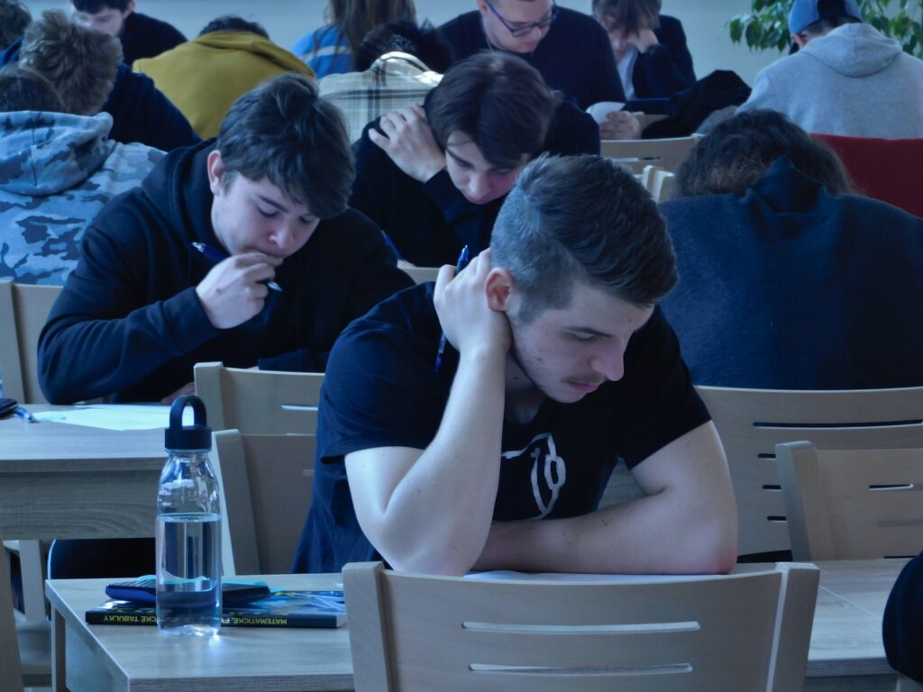 Celostátní matematická soutěž - Střední škola informatiky, poštovnictví a finančnictví Brno