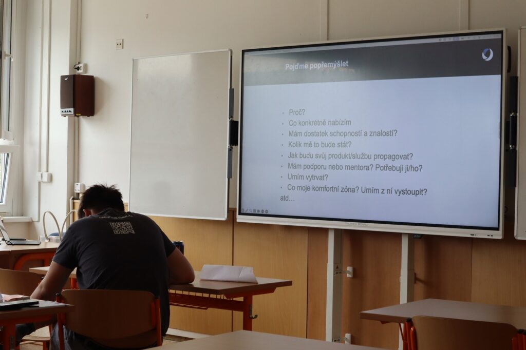 Odborná přednáška Podnikání - Střední škola informatiky, poštovnictví a finančnictví Brno