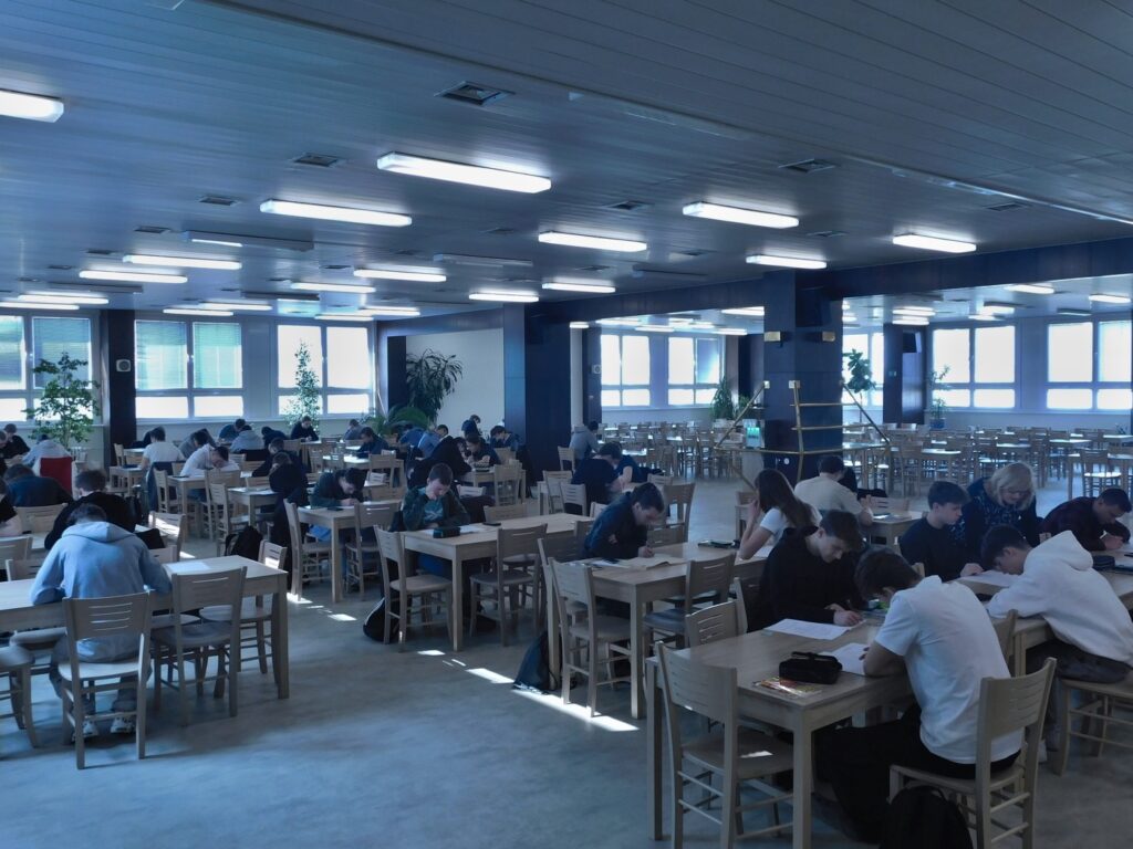 Celostátní matematická soutěž - Střední škola informatiky, poštovnictví a finančnictví Brno