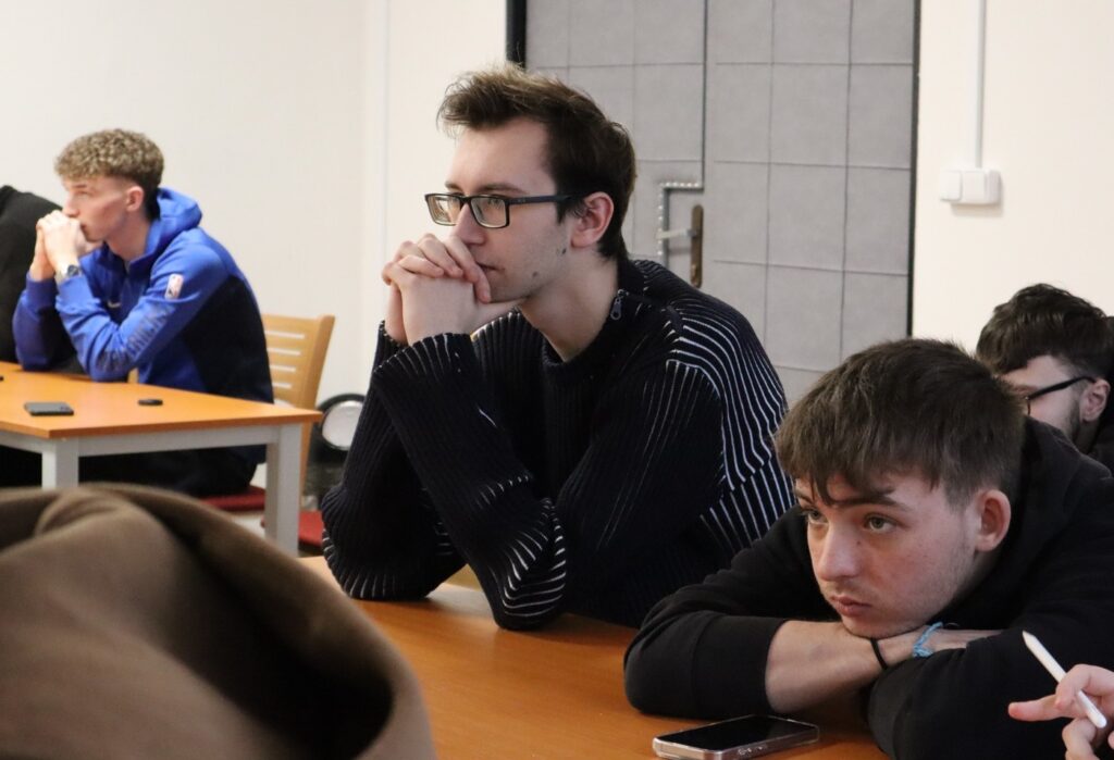 Přednáška Daně do škol - Střední škola informatiky, poštovnictví a finančnictví Brno