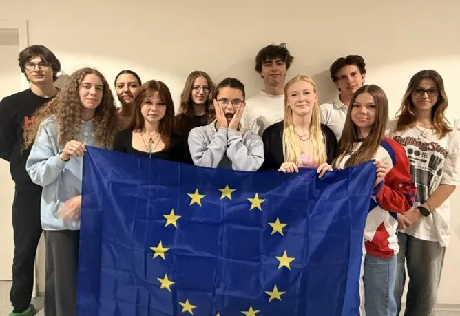 Čichna Euro Klub - Střední škola informatiky, poštovnictví a finančnictví Brno